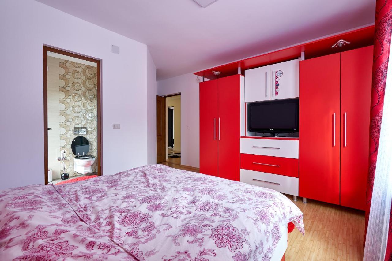 Casa Cu Flori Moisei Otel Dış mekan fotoğraf