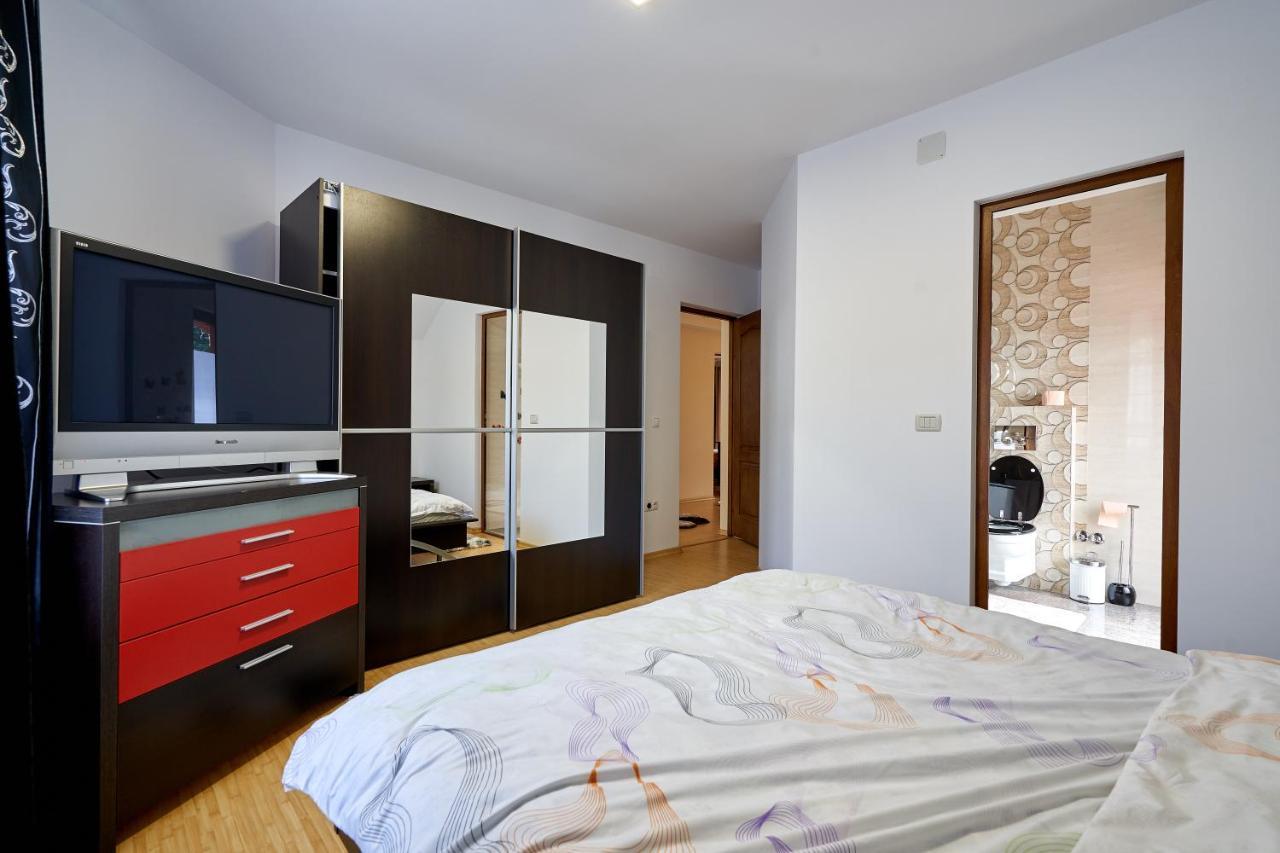 Casa Cu Flori Moisei Otel Dış mekan fotoğraf