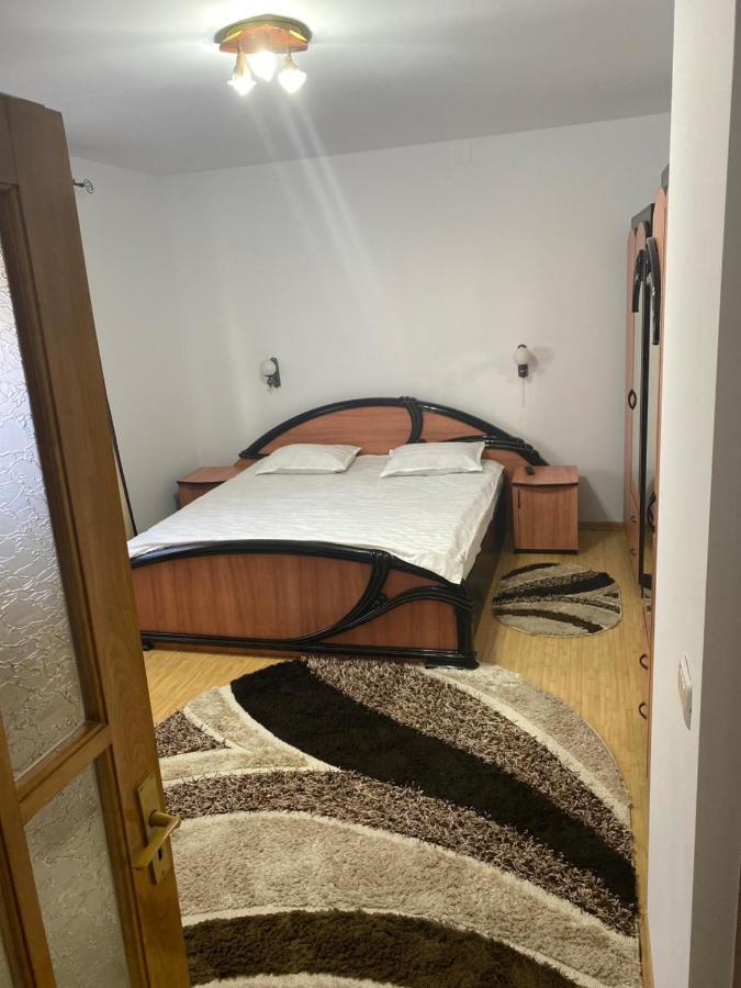 Casa Cu Flori Moisei Otel Dış mekan fotoğraf